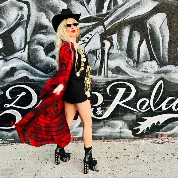 CHAI RED SILK SUSTAINABLE KIMONO - Picture 1 of 15